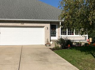 2448 Caton Crest Ct, Crest Hill, IL 60403