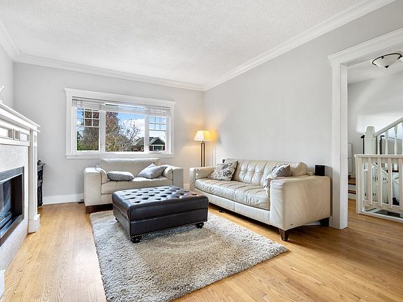 3rd image of 621 E 23rd Ave