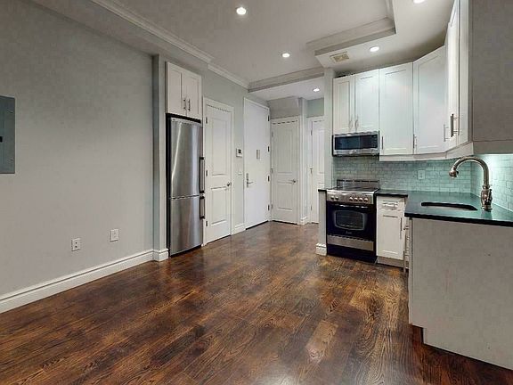 4th image of 1705 2nd Ave #N2