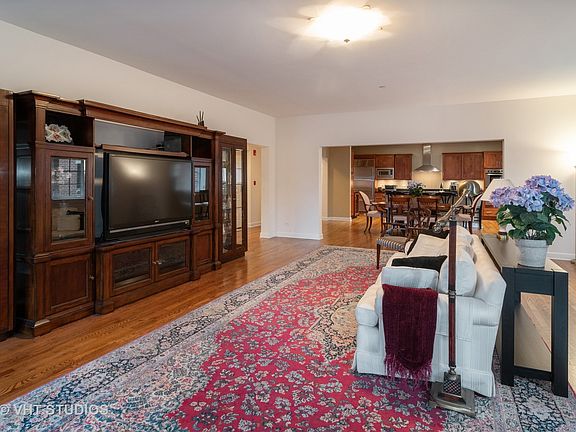 5th image of 411 Lathrop Ave Unit 3E