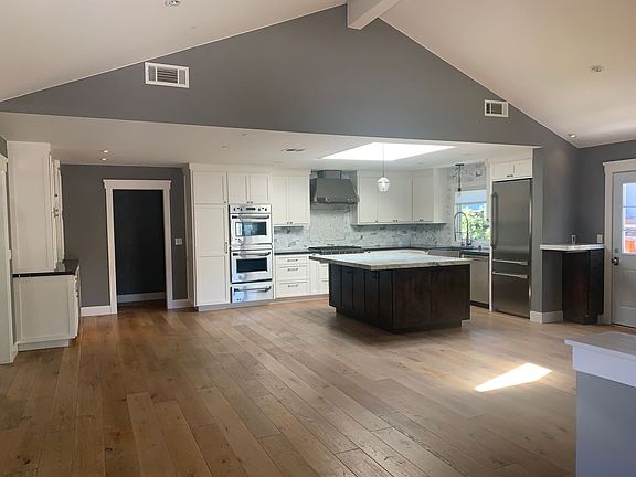 2nd image of 588 N Baywood Ave