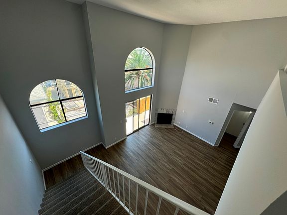 5th image of 1426 S Wooster St APT 204