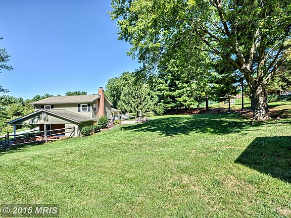 5th image of 7305 Aspen Ct