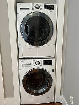 3rd image of 102 E 116th St APT 4C