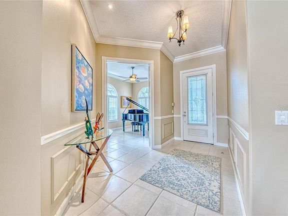 4th image of 5553 Carmona Pl