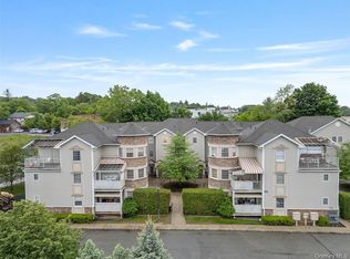 10 Horizon Court #302, Monsey, NY 10952