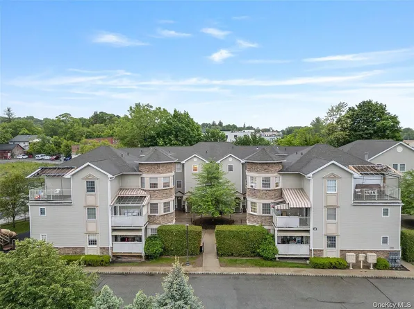 10 Horizon Court #302, Monsey, NY 10952