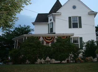 201 Birch St, Gassaway, WV 26624