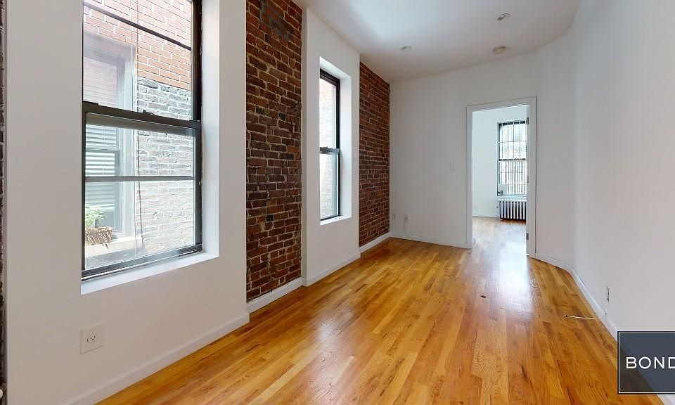 2nd image of 222 E 85th St APT 5W