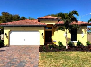 1097 Bluffwood Dr, Nokomis, FL 34275