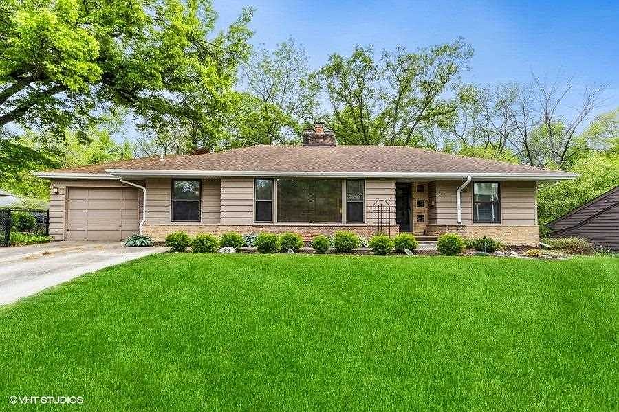 303 Willis Dr, Iowa City, IA 52246 MLS 202304050 Zillow