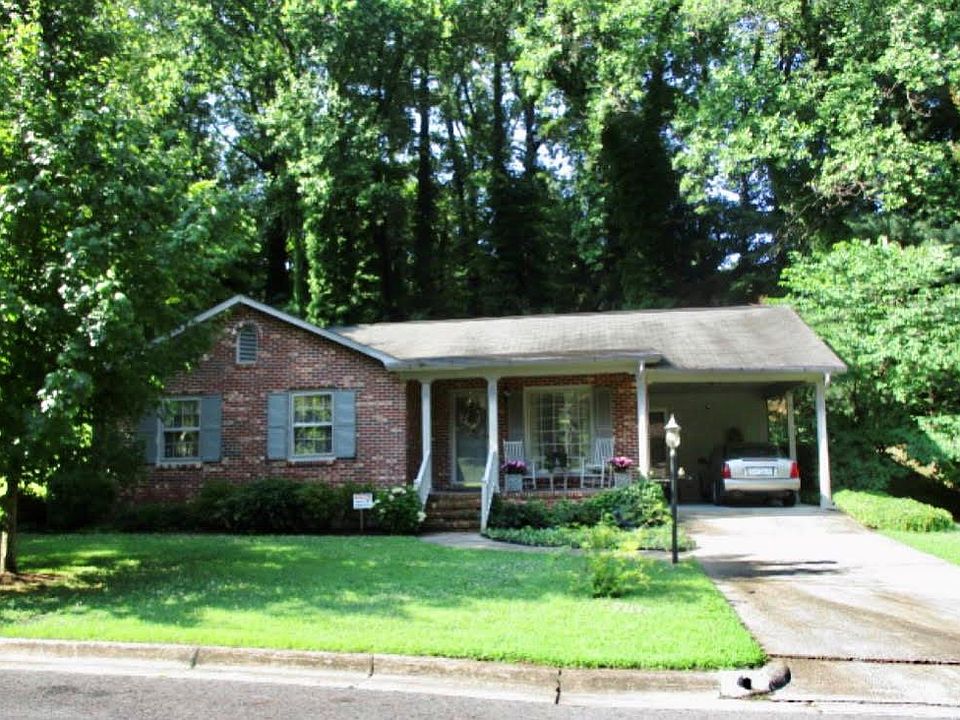 1st image of 611 Linden Pl