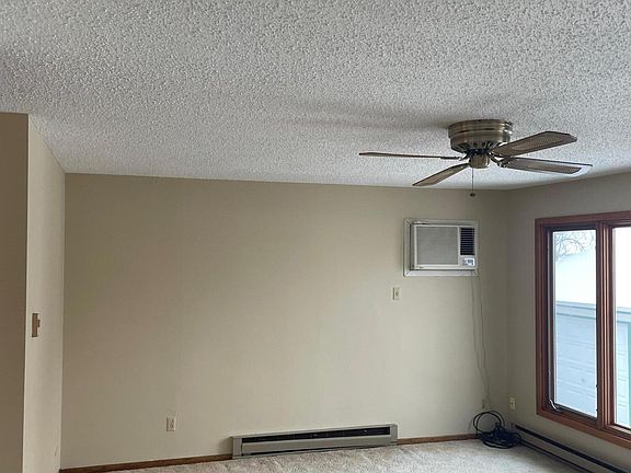 4th image of 768 Great Plains Ct