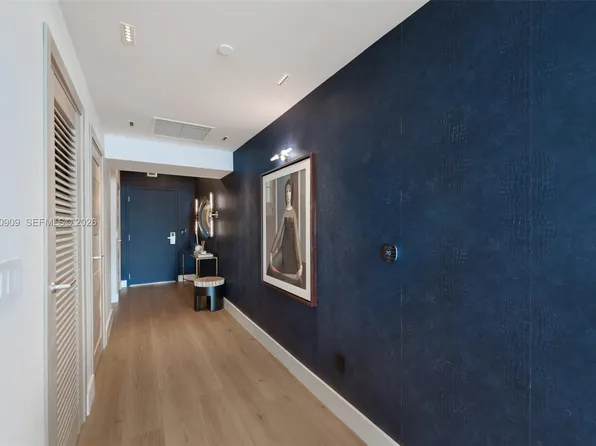 888 Biscayne Blvd APT 1509, Miami, FL 33132