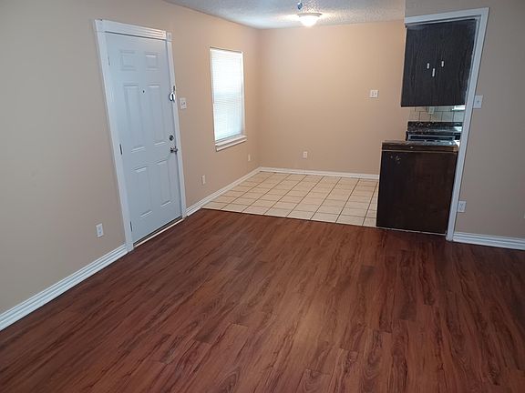 5th image of 4110 Fernwood Dr