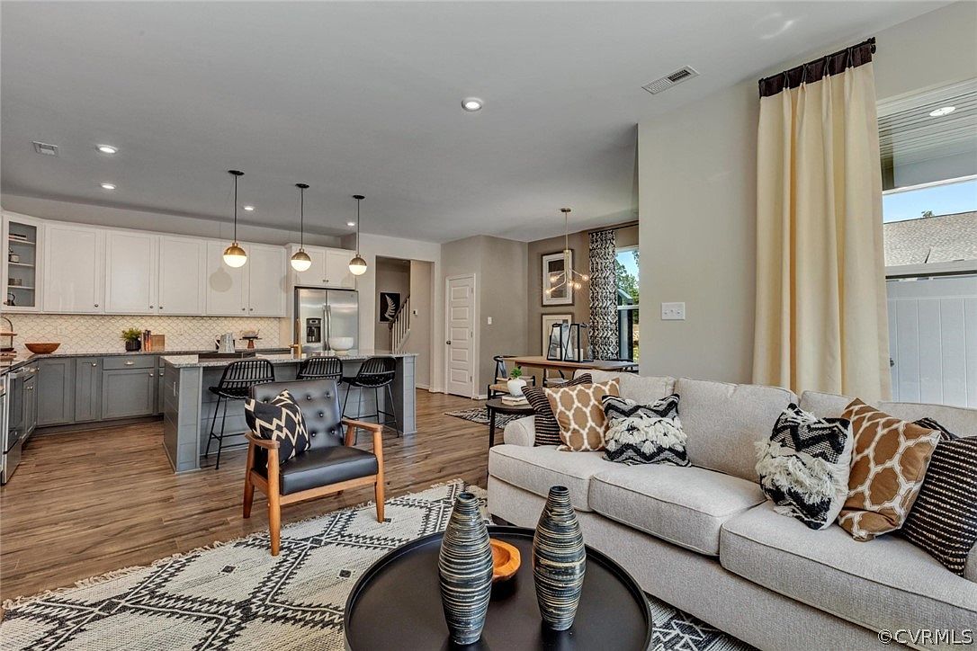 18712 Palisades Cove Trl, Moseley, VA 23120 MLS 2411948 Zillow