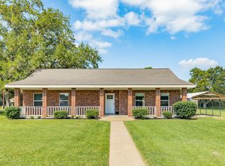 231 Gaines St, Brazoria, TX 77422