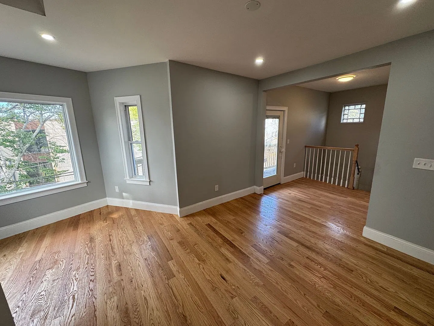 Pristine 4BR w/ Central AC | In-Unit Laundry | Near Union & Porter Square — Photo 3