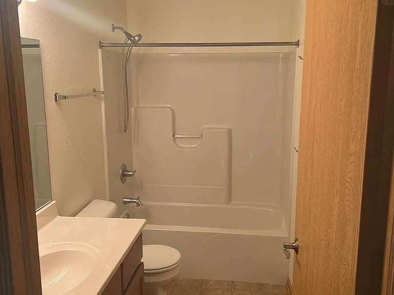 841 Stonecrop Dr — Photo 8