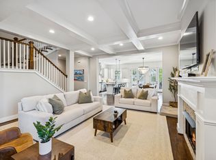 906 Acklen Ave, Nashville, TN 37203