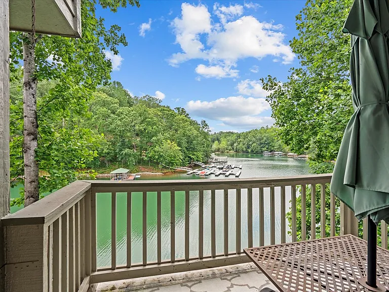 701 Loran Pointe Cir — Photo 12