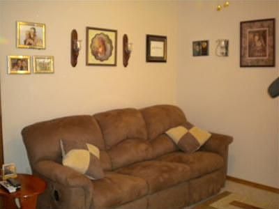 2nd image of 2881 New Jersey St