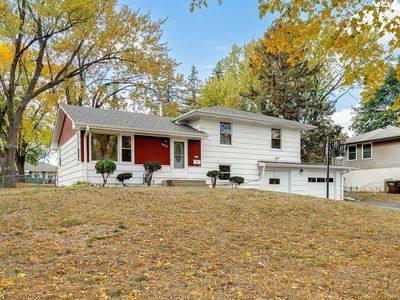 9042 Emerson Ave S, Bloomington, MN, 55420