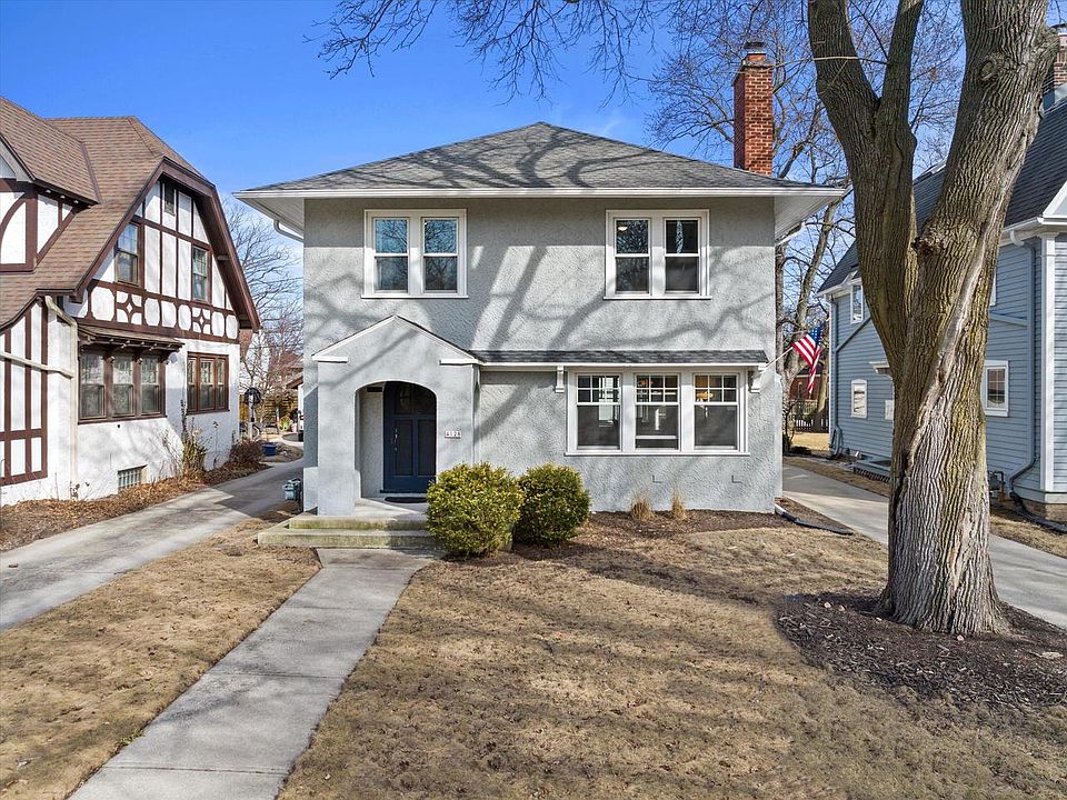 1st image of 4128 North Farwell AVENUE
