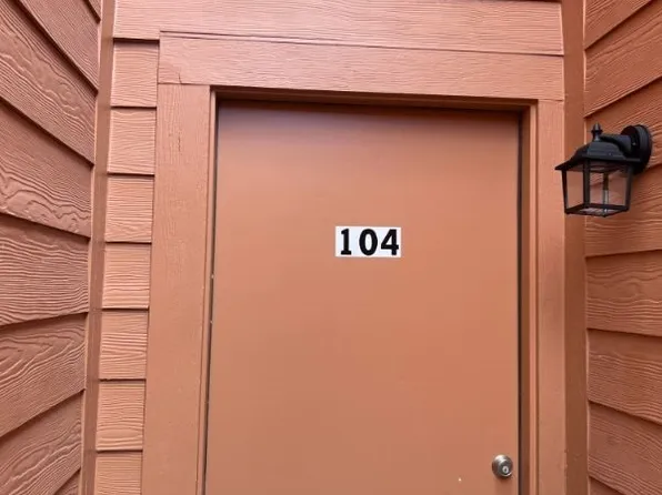 1305 W Villa Maria Rd APT D104, Bryan, TX 77801