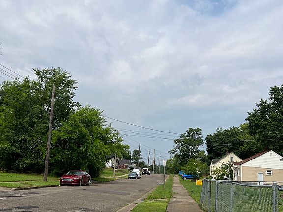4th image of 192 W Wilson Ave