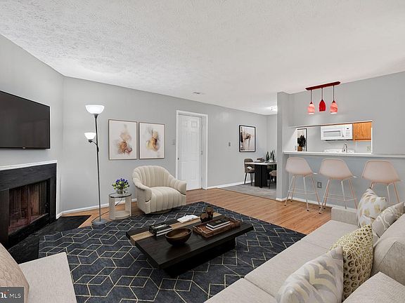 3rd image of 11430 Little Patuxent Pkwy Unit 801