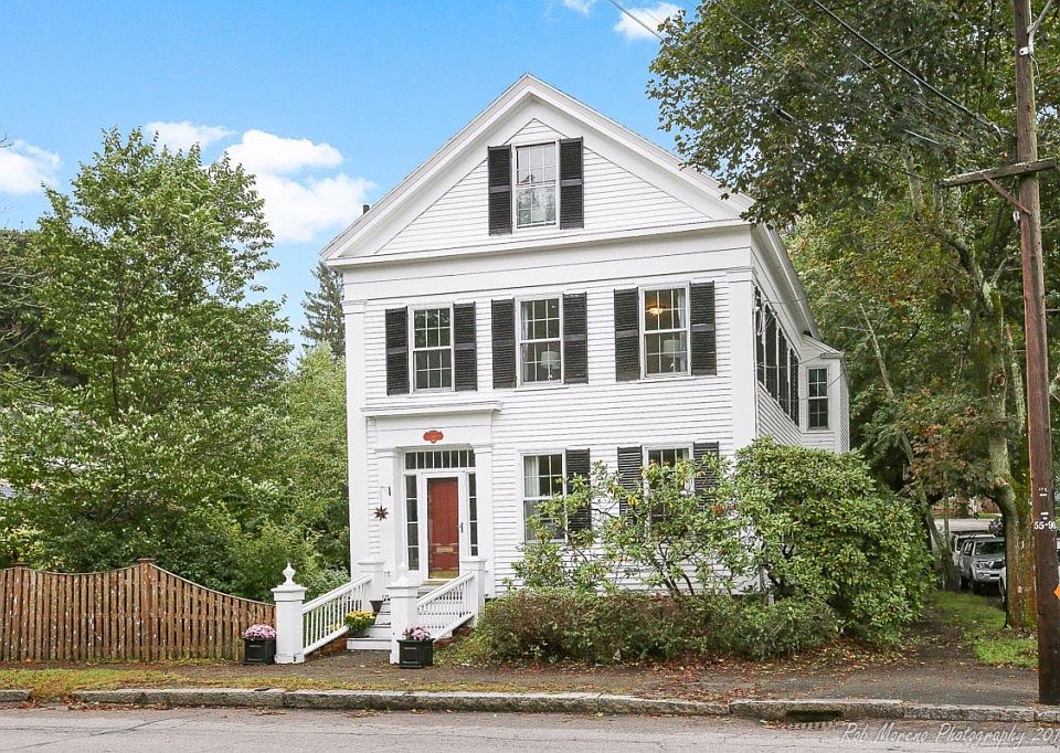 1st image of 261 Merrimac St