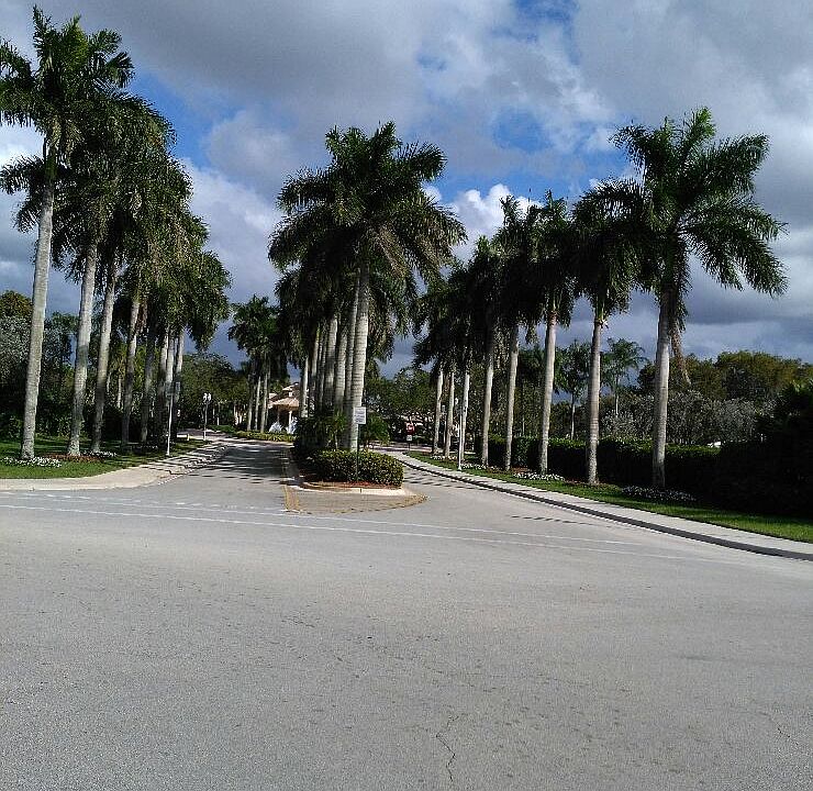 1st image of 1262 NW 171st Ter