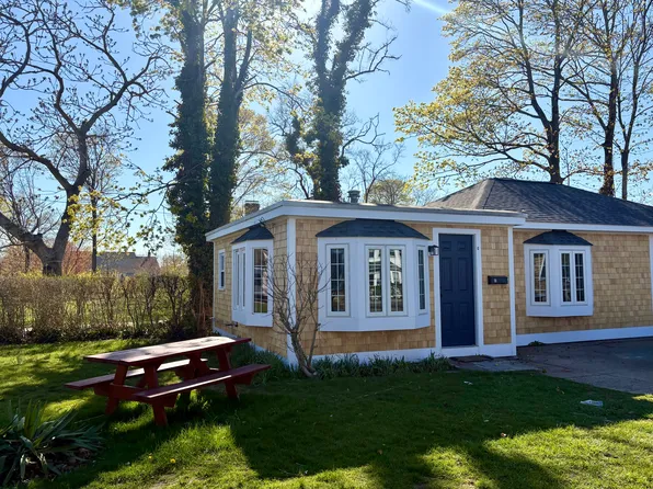 380 South St #C, Hyannis, MA 02601