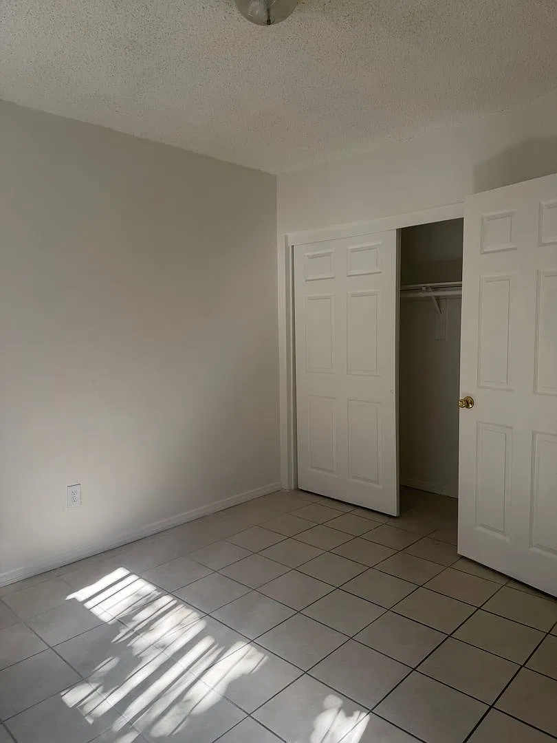 1145 N West St — Photo 4