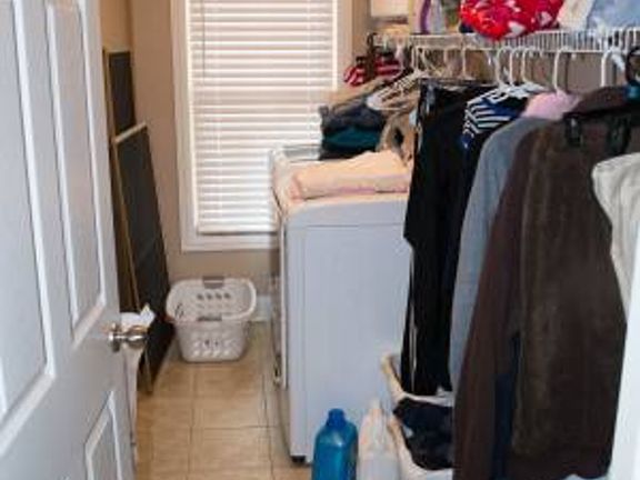 5th image of 3289 Glacier Cir