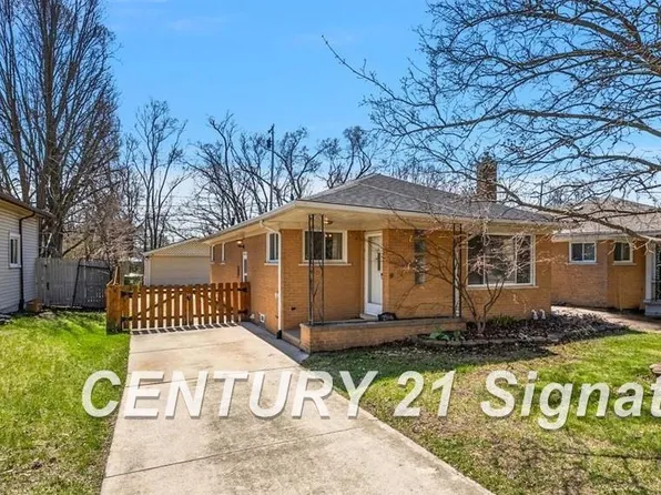 2566 Dawes Ave, Shelby Township, MI 48317