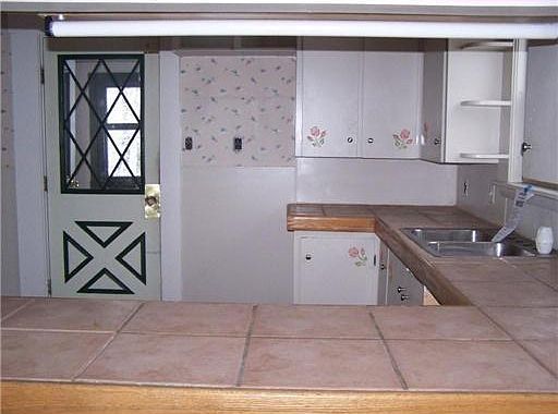 2nd image of 25 Lucille Street