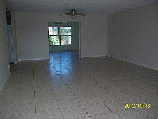 2nd image of 160 Harwood Ave