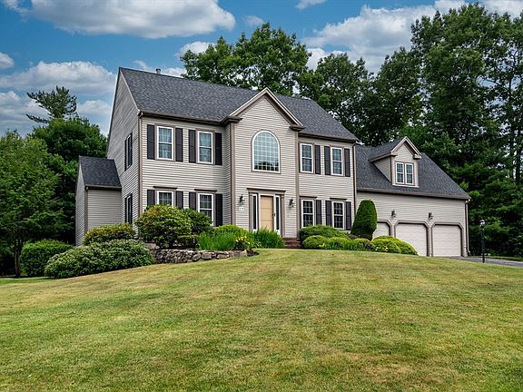 2nd image of 19 Burnham Ct