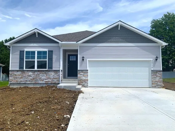 20930 W 217th St, Spring Hill, KS 66083