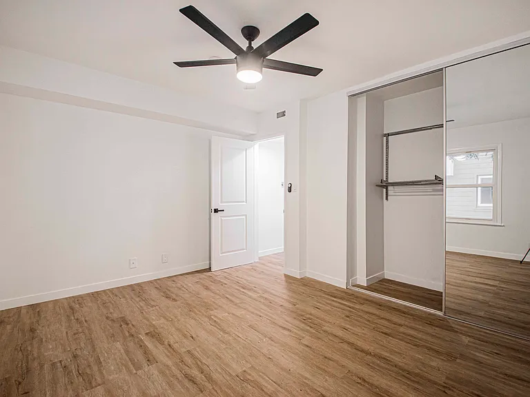 8748.5 Belford Ave #8748.5 — Photo 18