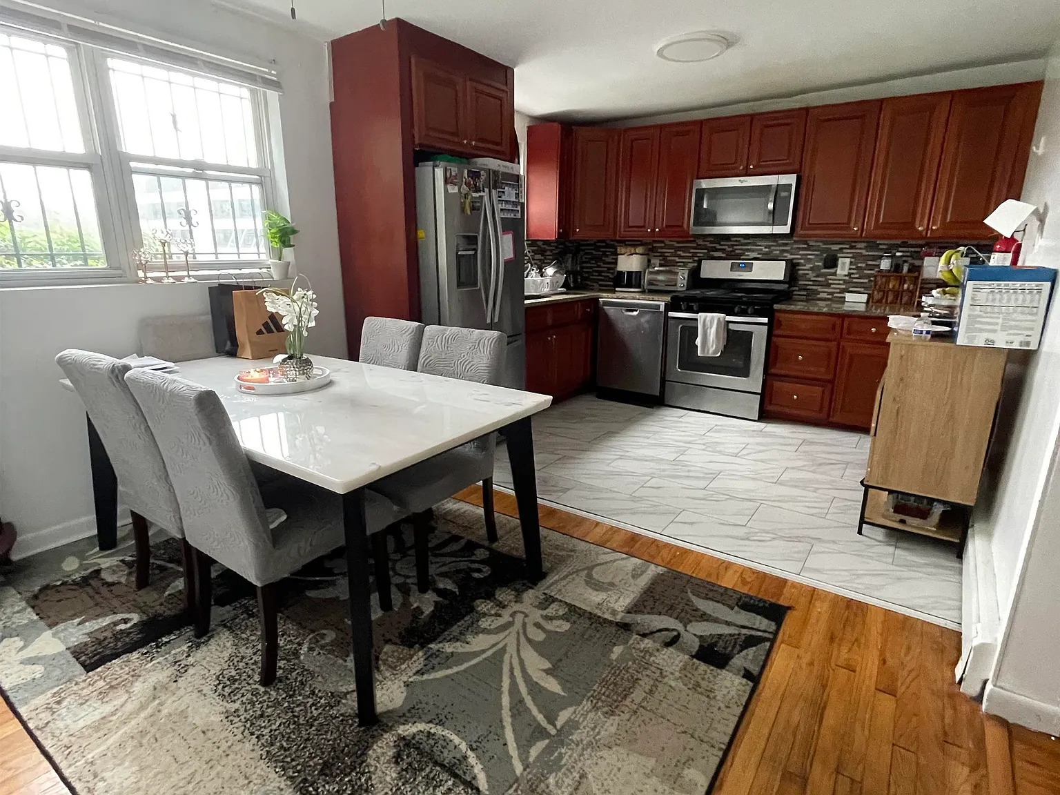 3 bed, 2.0 bath, $2,975 — Photo 3