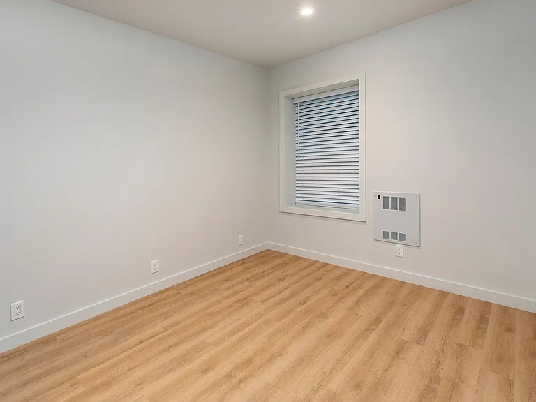 839 Broderick St #890R — Photo 12