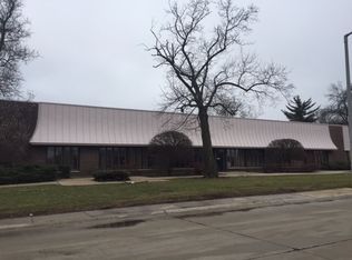 2929 Macarthur Blvd, Northbrook, IL 60062