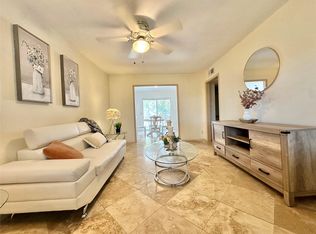 4040 San Felipe St APT 238, Houston, TX 77027