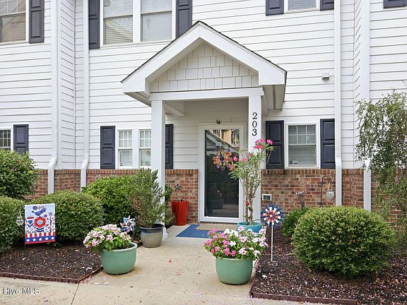 3rd image of 112 Rochelle Drive #203