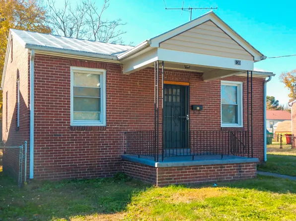 130 Leavenworth St, Petersburg, VA 23803