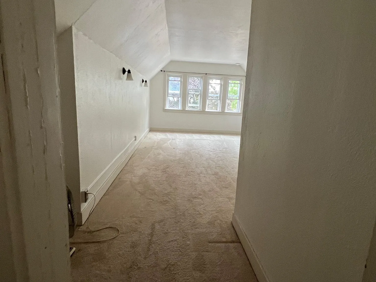 97 Hodge Ave — Photo 2