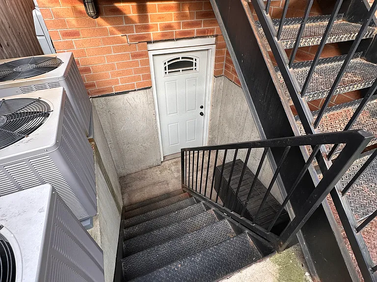 1812 N Sawyer Ave #1R — Photo 25